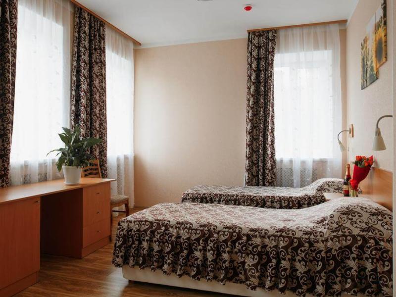Сквозной переулок 