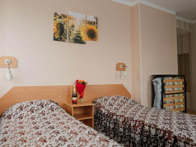 Сквозной переулок 