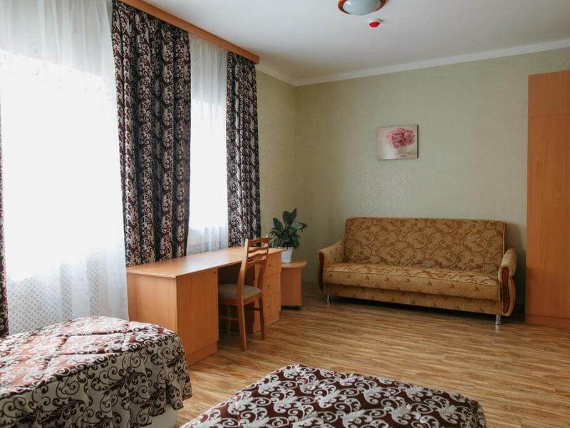 Сквозной переулок 