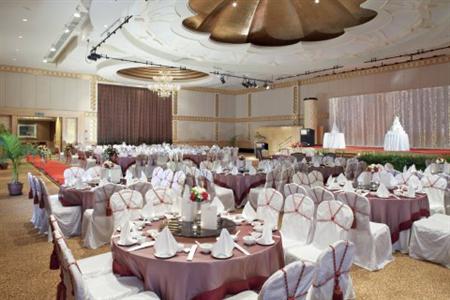 Crown Plaza Mutiara