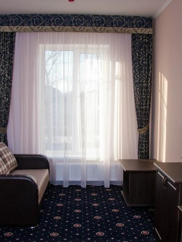 Maksimus Hotel