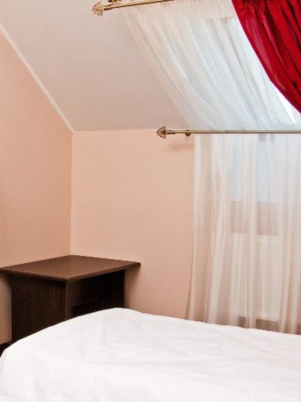 Maksimus Hotel