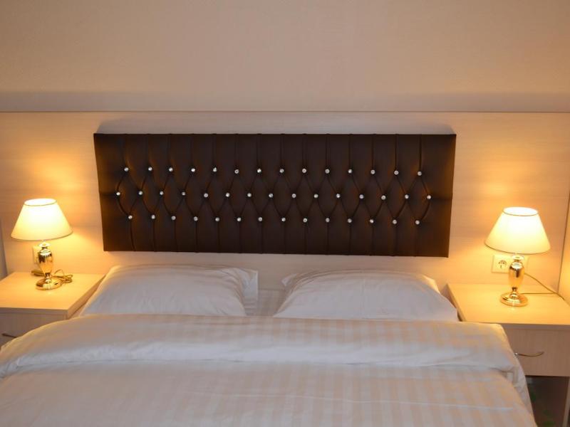 Open City Hotel