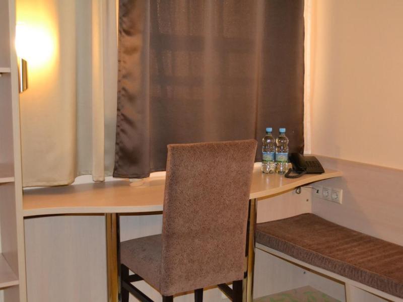 Open City Hotel