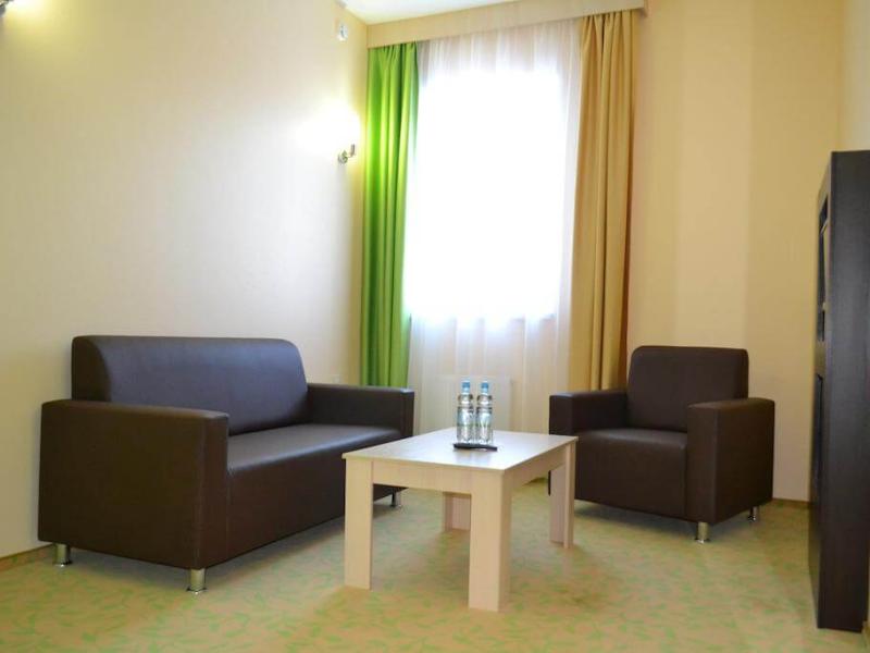 Open City Hotel