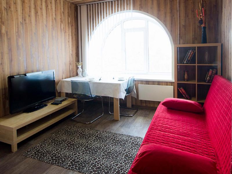Versailles Hotel-House