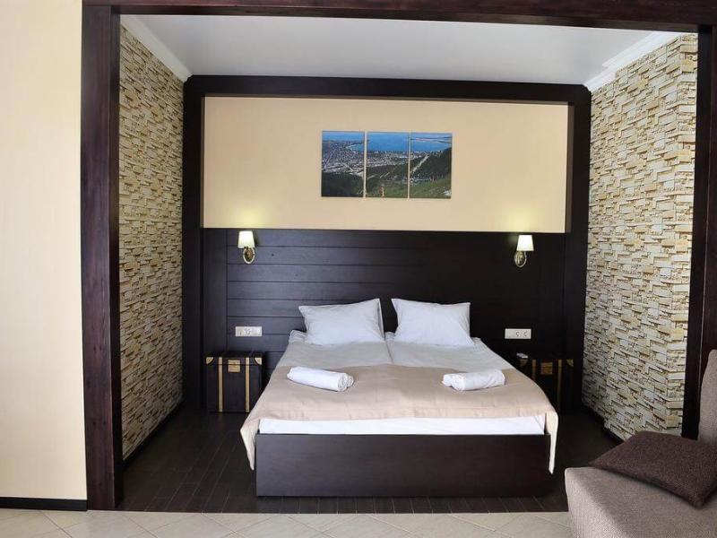Alpen House