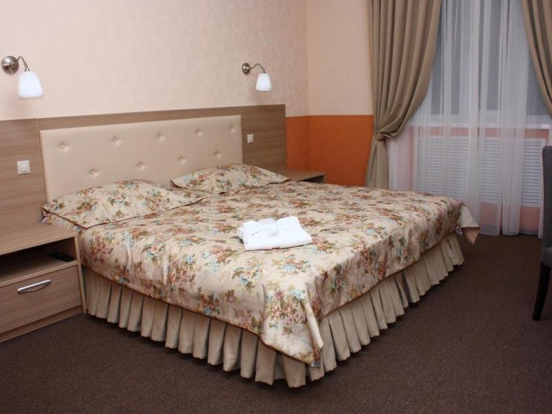 Николаевский