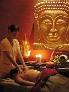 Crown Regency Suites Mactan