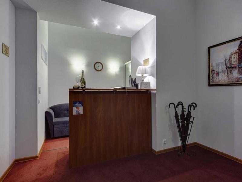 Solo на наб.реки Мойки, 82