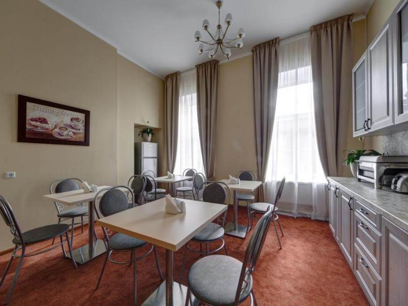 Solo на наб.реки Мойки, 82