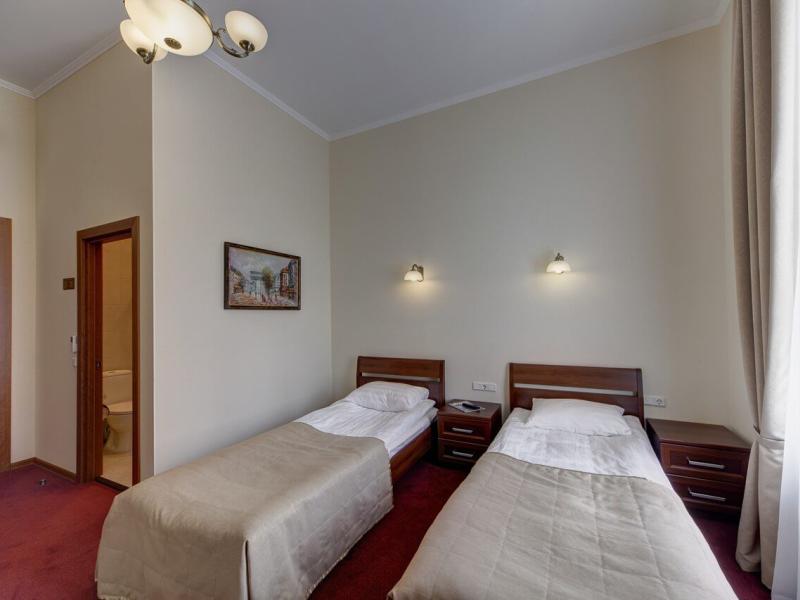 Solo на наб.реки Мойки, 82