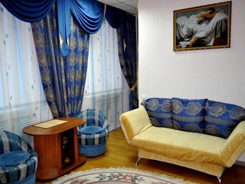 Гостиница У Двух Львов