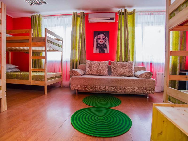 Какаду Хостел