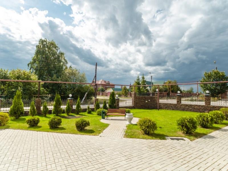 Familia (Ягодное)