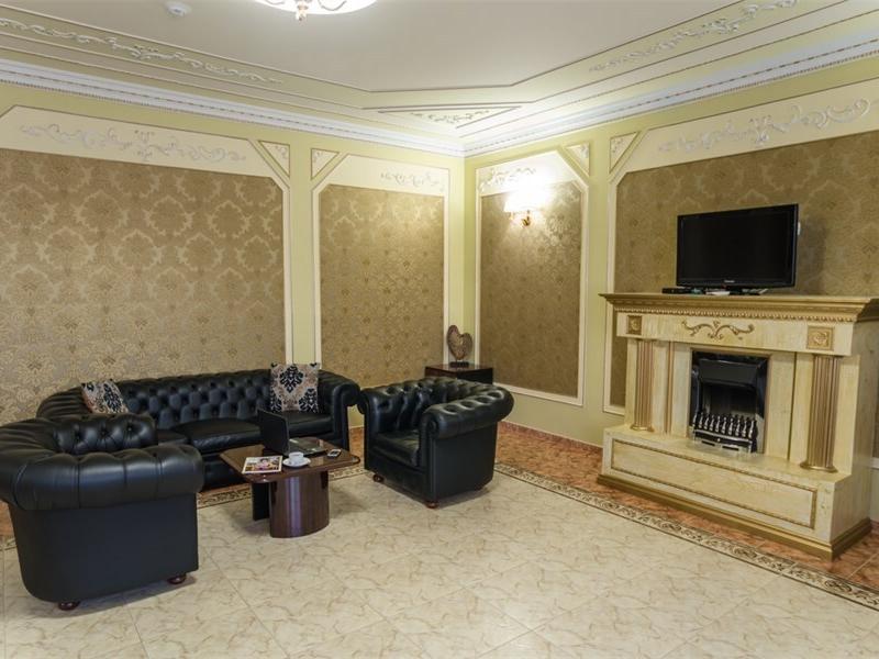 Familia (Ягодное)