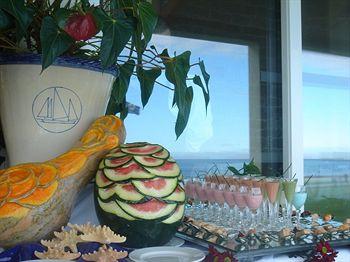 Albatroz Beach & Yacht Club