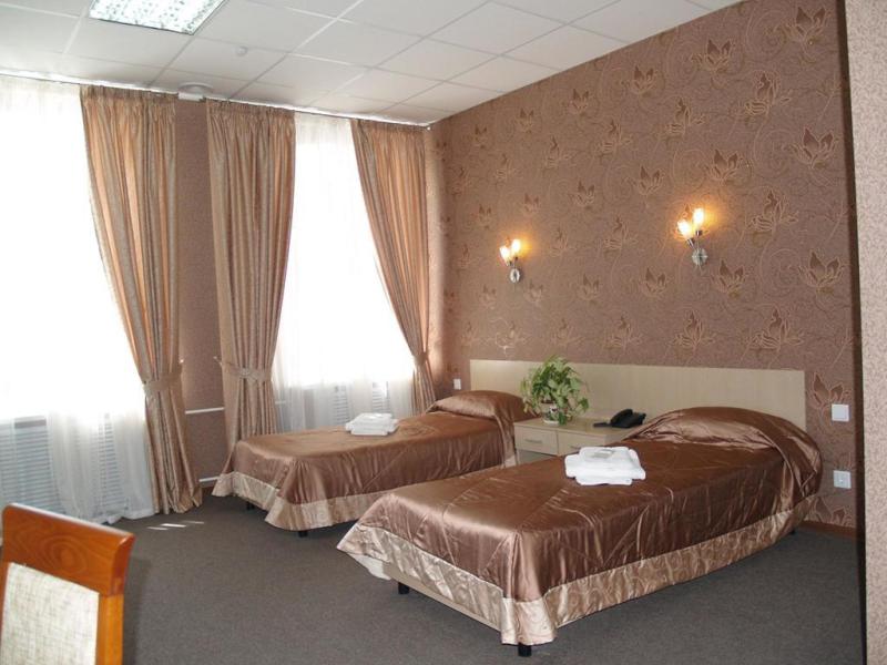Samara Lux