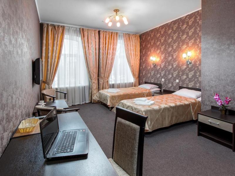 Samara Lux