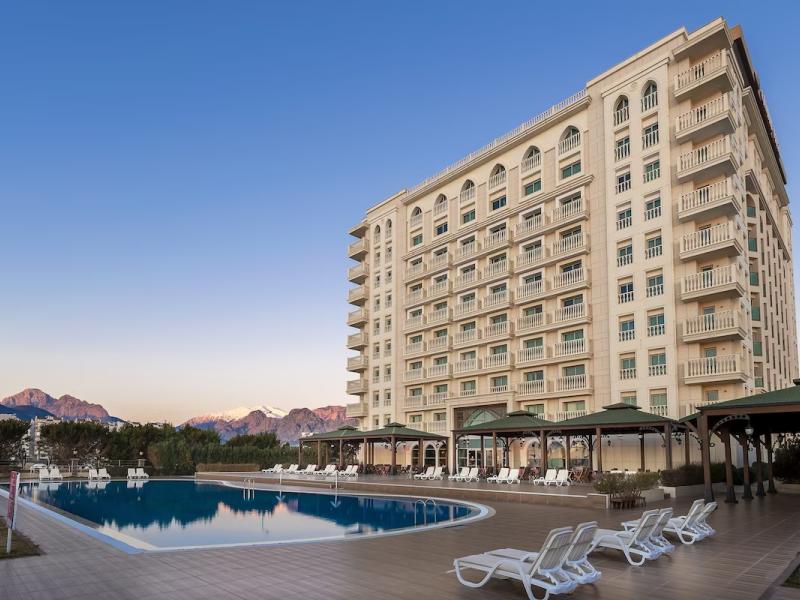 Crowne Plaza Antalya