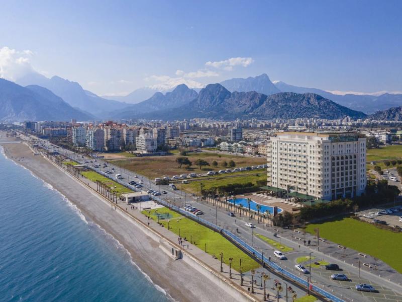 Crowne Plaza Antalya