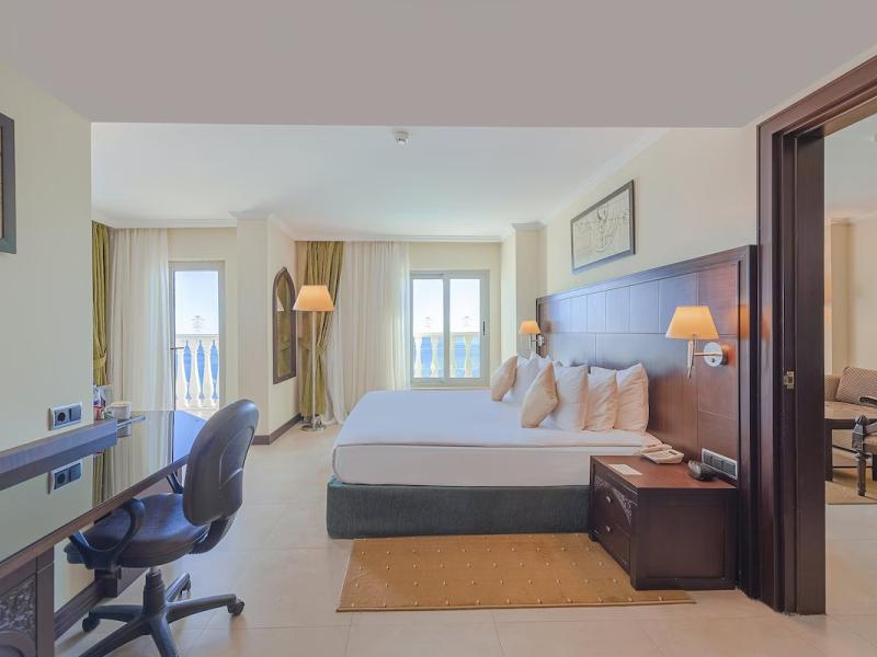 Crowne Plaza Antalya