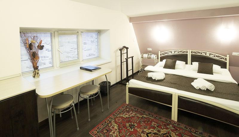 Sakura Hotel