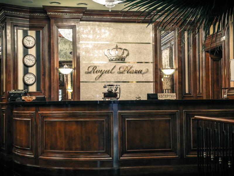 Royal Plaza
