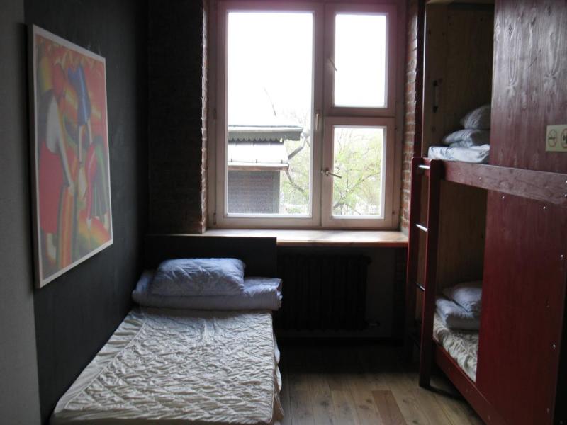 Hovel хостел