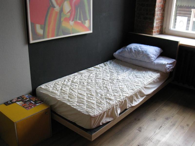 Hovel хостел