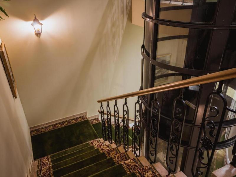 Старосадский