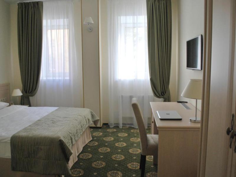 Старосадский