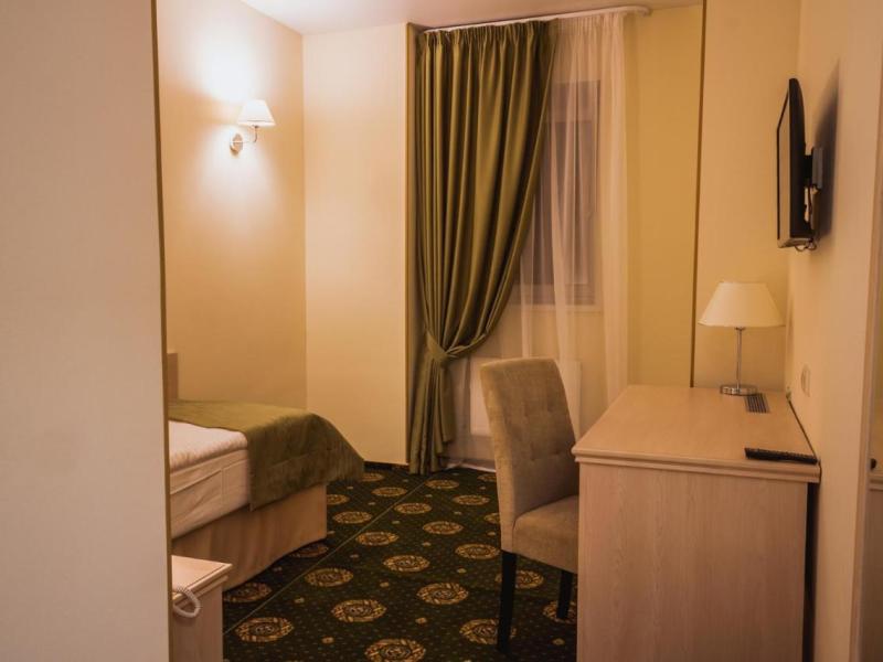 Старосадский