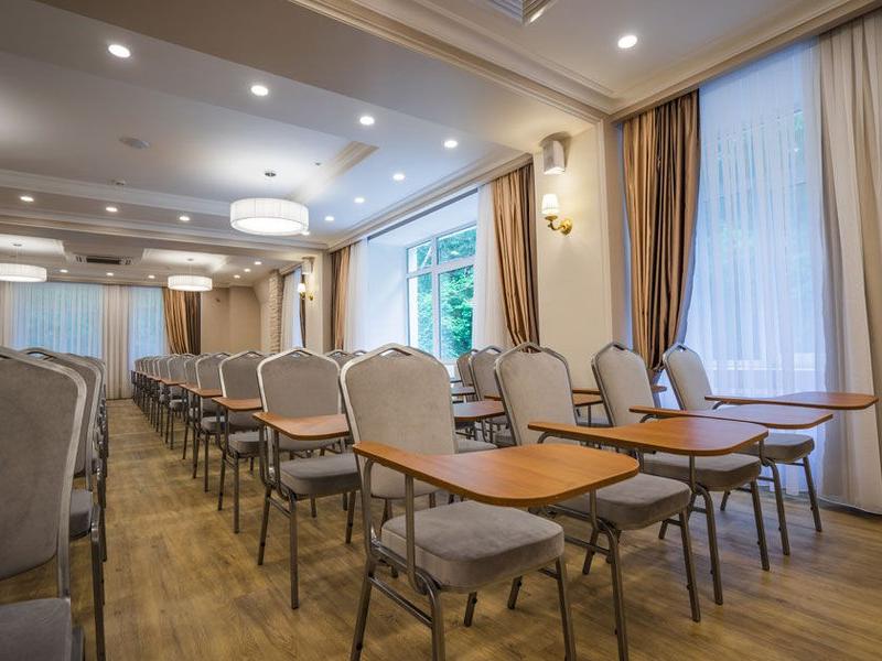 Аврора Парк Отель