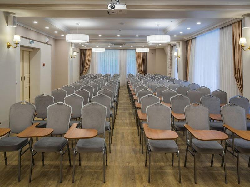 Аврора Парк Отель