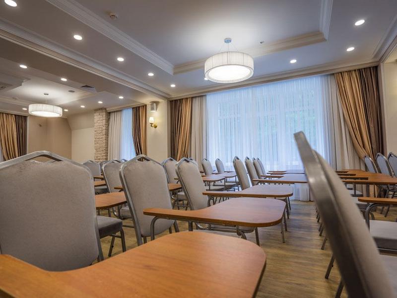 Аврора Парк Отель