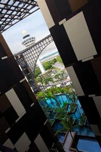 Crowne Plaza Changi Airport