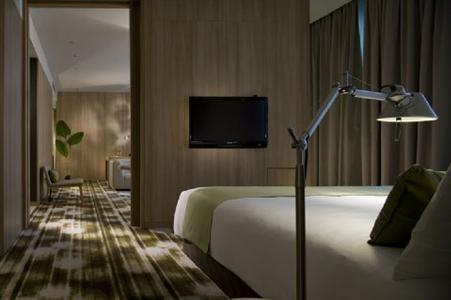 Crowne Plaza Changi Airport