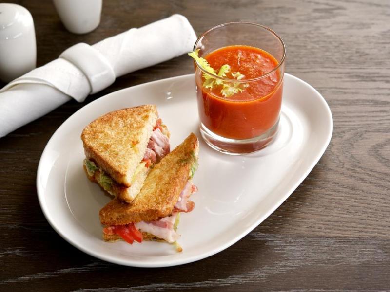 Classic Гранд-отель