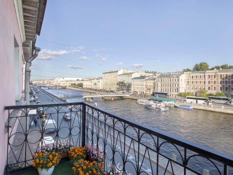 Golden Age Hotel