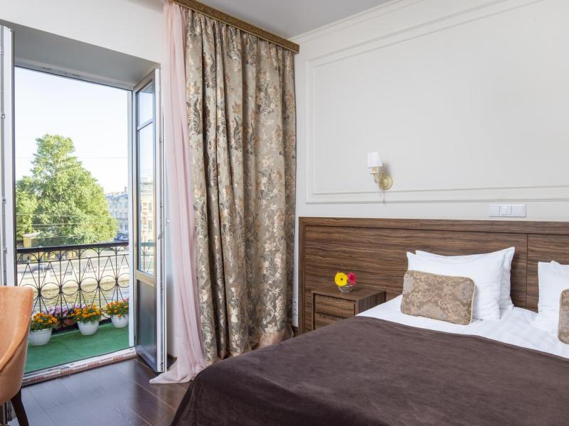 Golden Age Hotel