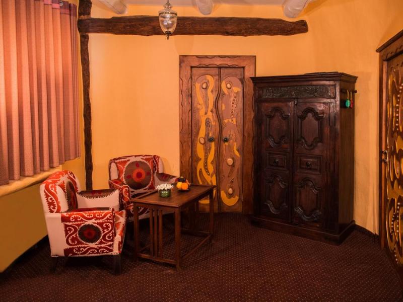 Luxury House Eco-hotel & Spa