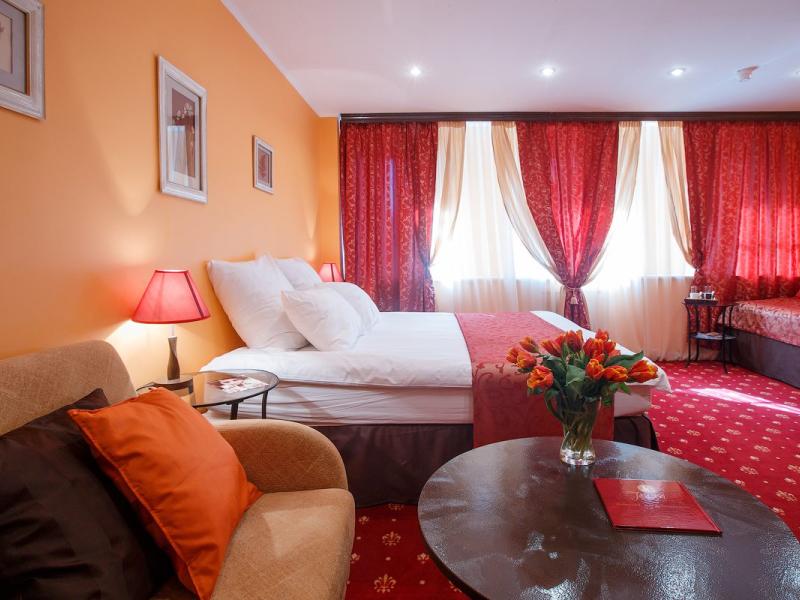 Jenavi Club Hotel