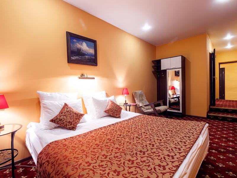 Jenavi Club Hotel