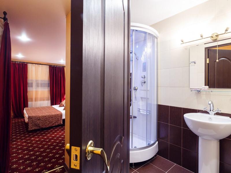 Jenavi Club Hotel