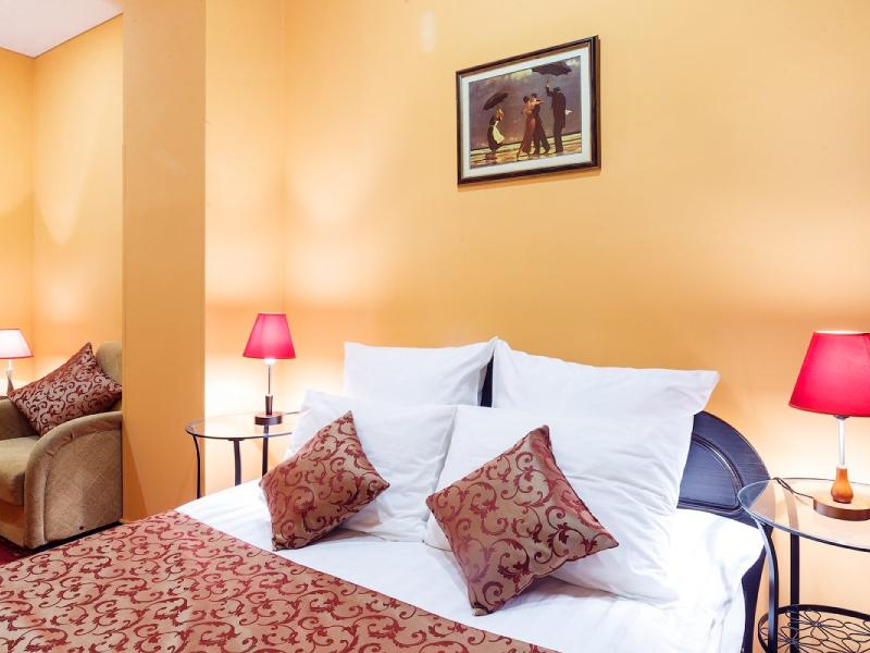 Jenavi Club Hotel