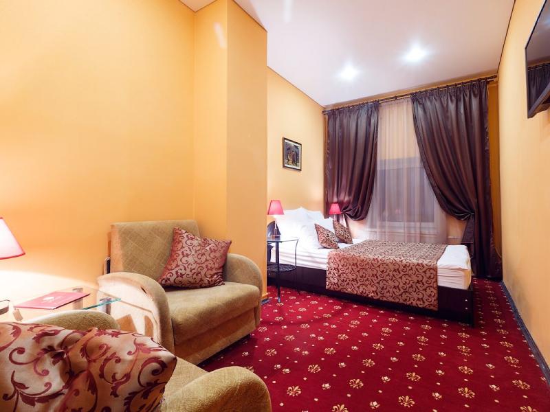 Jenavi Club Hotel