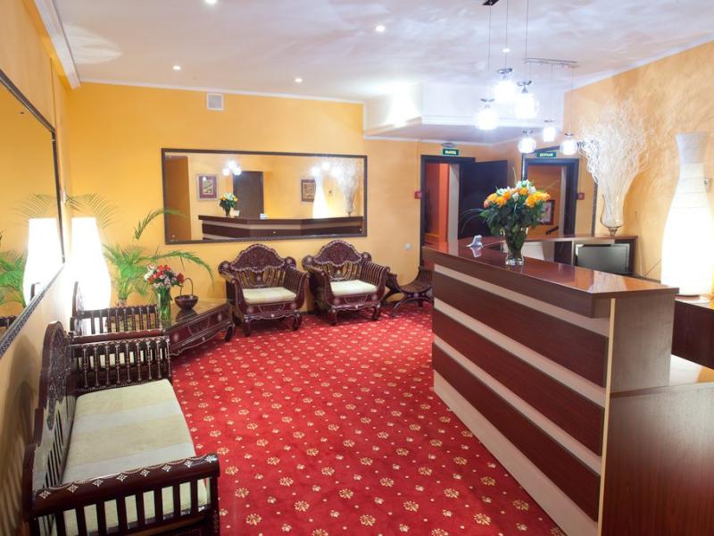 Jenavi Club Hotel