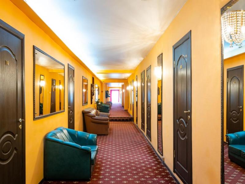 Jenavi Club Hotel