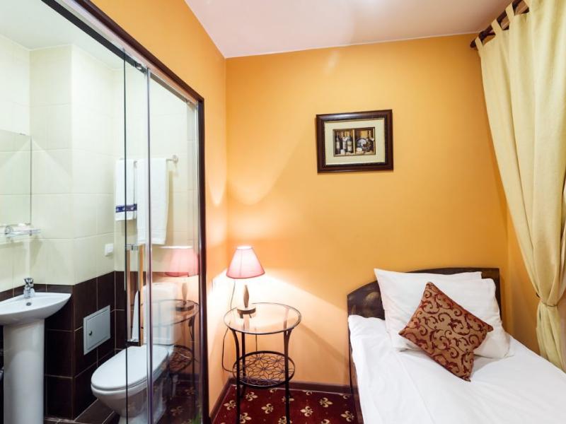 Jenavi Club Hotel